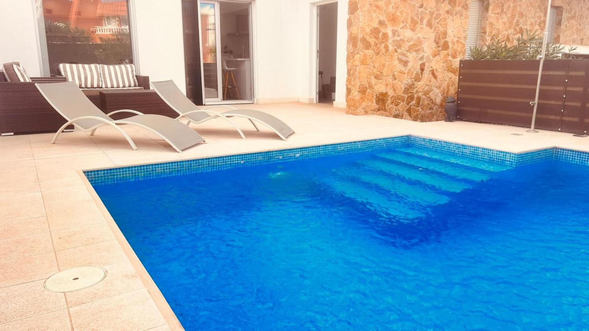 Luxury Villa Torrevieja With Swimmingpool المظهر الخارجي الصورة